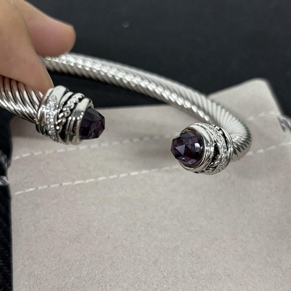 David Yurman Silver Bracelet with Dark Gemstone Tips - Picture 3 of 4